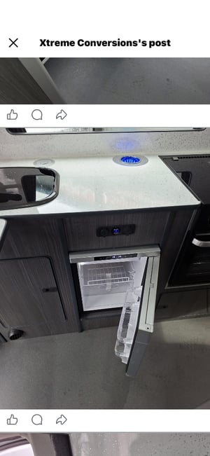 2012 Mercedes-Benz Sprinter — photo 14 of 17