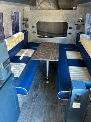 2001 Volkswagen LT — photo 11 of 34