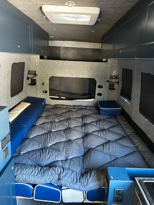 2001 Volkswagen LT — photo 12 of 34
