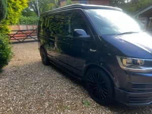 2018 Volkswagen T6 Campervan — photo 16 of 18