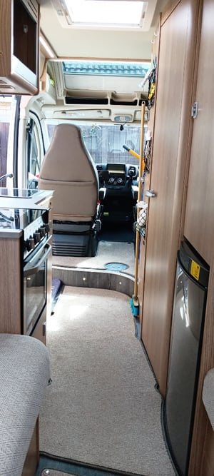 2023 Auto-Trail V-Line 635 Sport — photo 10 of 31