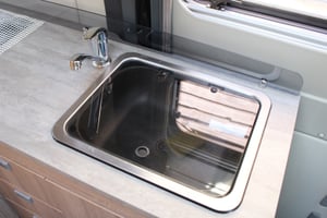 2023 Auto-Trail V-Line 635 Sport — photo 19 of 31
