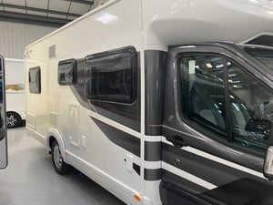 2022 Auto-Trail F72 Auto — photo 21 of 25