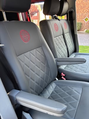 2015 Volkswagen T5.1 Campervan — photo 8 of 47