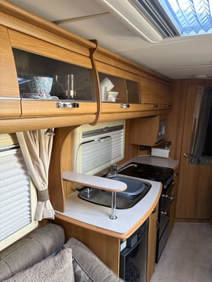 2011 Auto-Sleepers Gloucester — photo 12 of 30