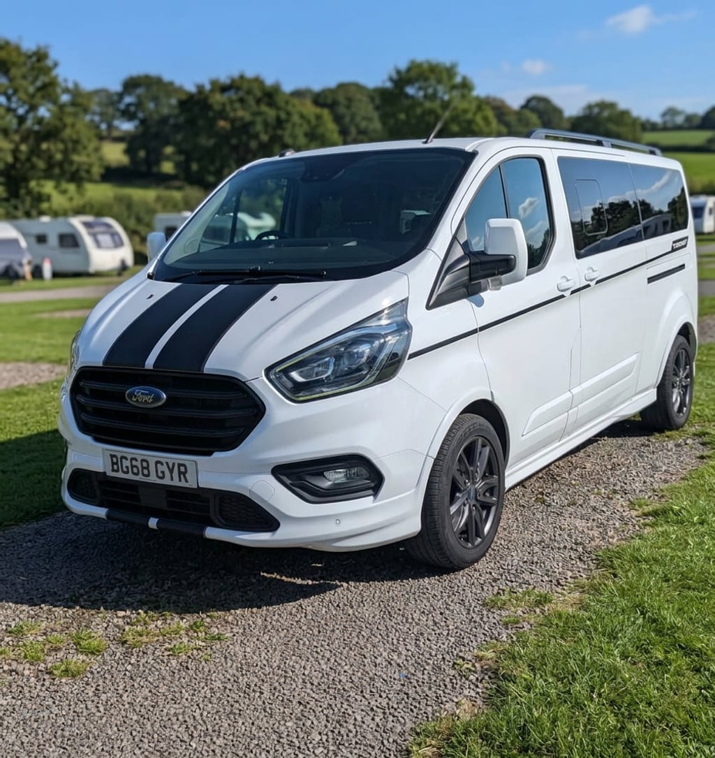 2018 Ford Transit Custom - Image 1