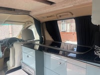 2010 Toyota Vellfire - Image 2