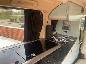 2010 Toyota Vellfire — photo 5 of 23