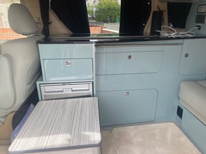 2010 Toyota Vellfire — photo 10 of 23