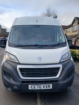 2020 Peugeot Boxer Custom Conversion — photo 16 of 22