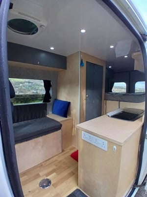 2020 Peugeot Boxer Custom Conversion — photo 21 of 22