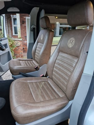 2014 Volkswagen transporter t5 — photo 7 of 35