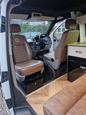 2014 Volkswagen transporter t5 — photo 32 of 35