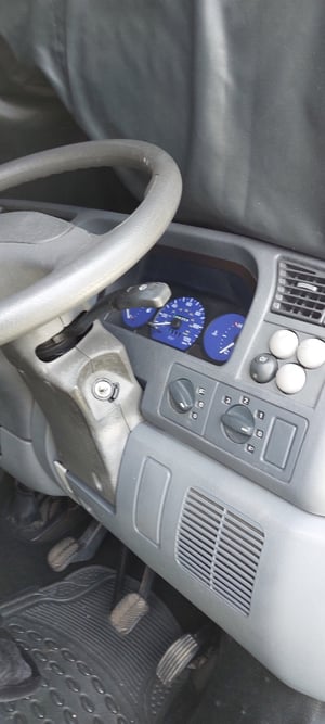 2001 Bessacarr E350 — photo 7 of 16