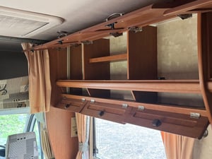 2002 Bessacarr E765 — photo 11 of 23