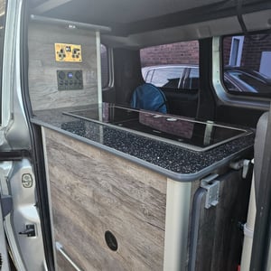 2016 Peugeot Expert Tepee — photo 16 of 32