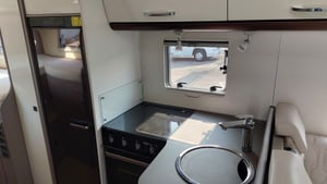 2019 Bürstner Lyseo TD 728 G Limited Edition — photo 6 of 15