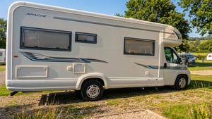 2009 Auto-Trail Apache 700
