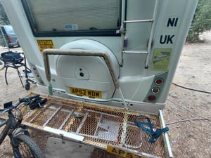 2003 Auto-Trail Arapaho — photo 2 of 11