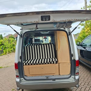 2001 Mazda Bongo — photo 3 of 9