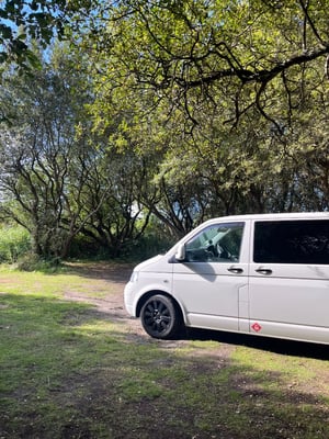 2005 VW T5 1.9 TDI Camper - 135,508 Miles - MOT July 2027 — photo 3 of 27