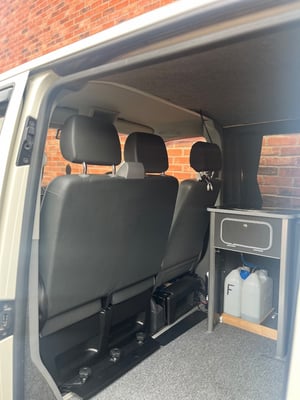 2005 VW T5 1.9 TDI Camper - 135,508 Miles - MOT July 2027 — photo 15 of 27