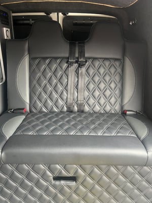 2005 VW T5 1.9 TDI Camper - 135,508 Miles - MOT July 2027 — photo 17 of 27