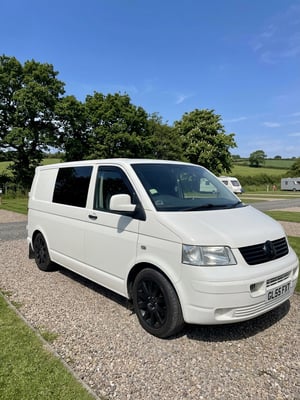 2005 VW T5 1.9 TDI Camper - 135,508 Miles - MOT July 2027 — photo 1 of 27