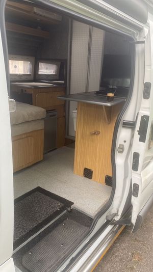 2006 Vauxhall Vivaro Camper — photo 8 of 33