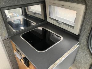2006 Vauxhall Vivaro Camper — photo 21 of 33