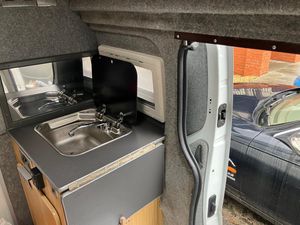 2006 Vauxhall Vivaro Camper — photo 29 of 33