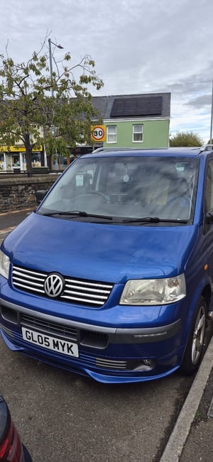 2005 Volkswagen T5.1 Campervan — photo 1 of 10
