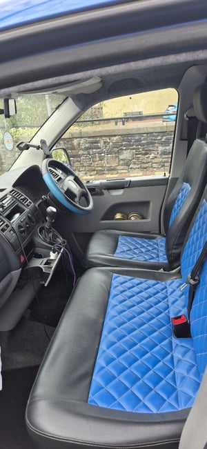 2005 Volkswagen T5.1 Campervan — photo 9 of 10
