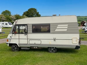 1992 Hymer B544 — photo 1 of 24