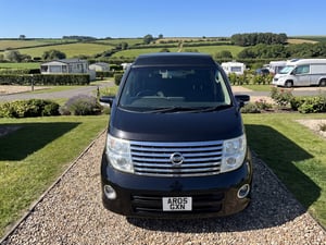 2019 Nissan Elgrand — photo 1 of 16