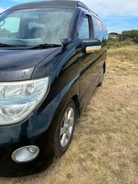 2019 Nissan Elgrand - Image 4