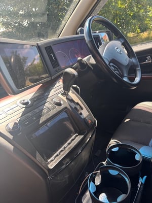 2019 Nissan Elgrand — photo 10 of 16
