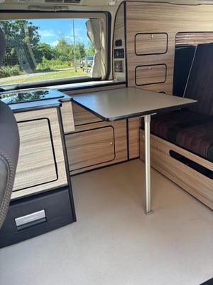 2019 Nissan Elgrand — photo 11 of 16