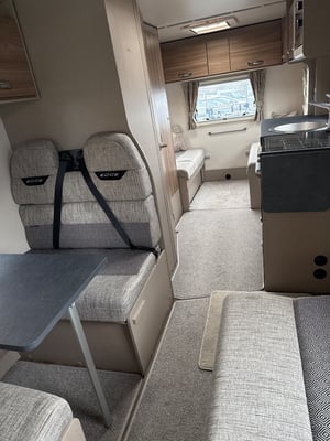 2022 Swift Edge 486 — photo 13 of 24