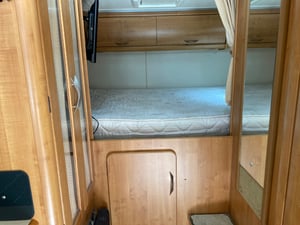 2005 Auto-Trail Cheyenne 696 — photo 22 of 34