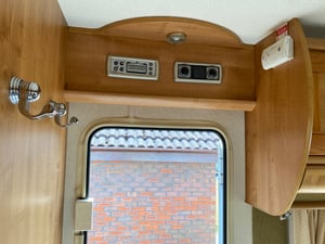 2005 Auto-Trail Cheyenne 696 — photo 29 of 34