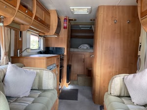 2005 Auto-Trail Cheyenne 696 — photo 10 of 34