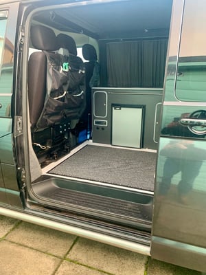 2007 Volkswagen T5 Campervan — photo 11 of 13