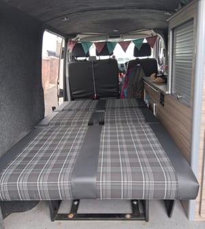 2007 Volkswagen T5 Campervan — photo 5 of 6