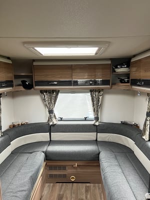 2015 Bessacarr 496 — photo 7 of 44