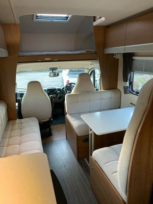 2017 Auto-Trail Tribute T620 — photo 13 of 17