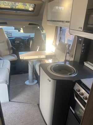 2024 Swift Voyager 584 — photo 2 of 18