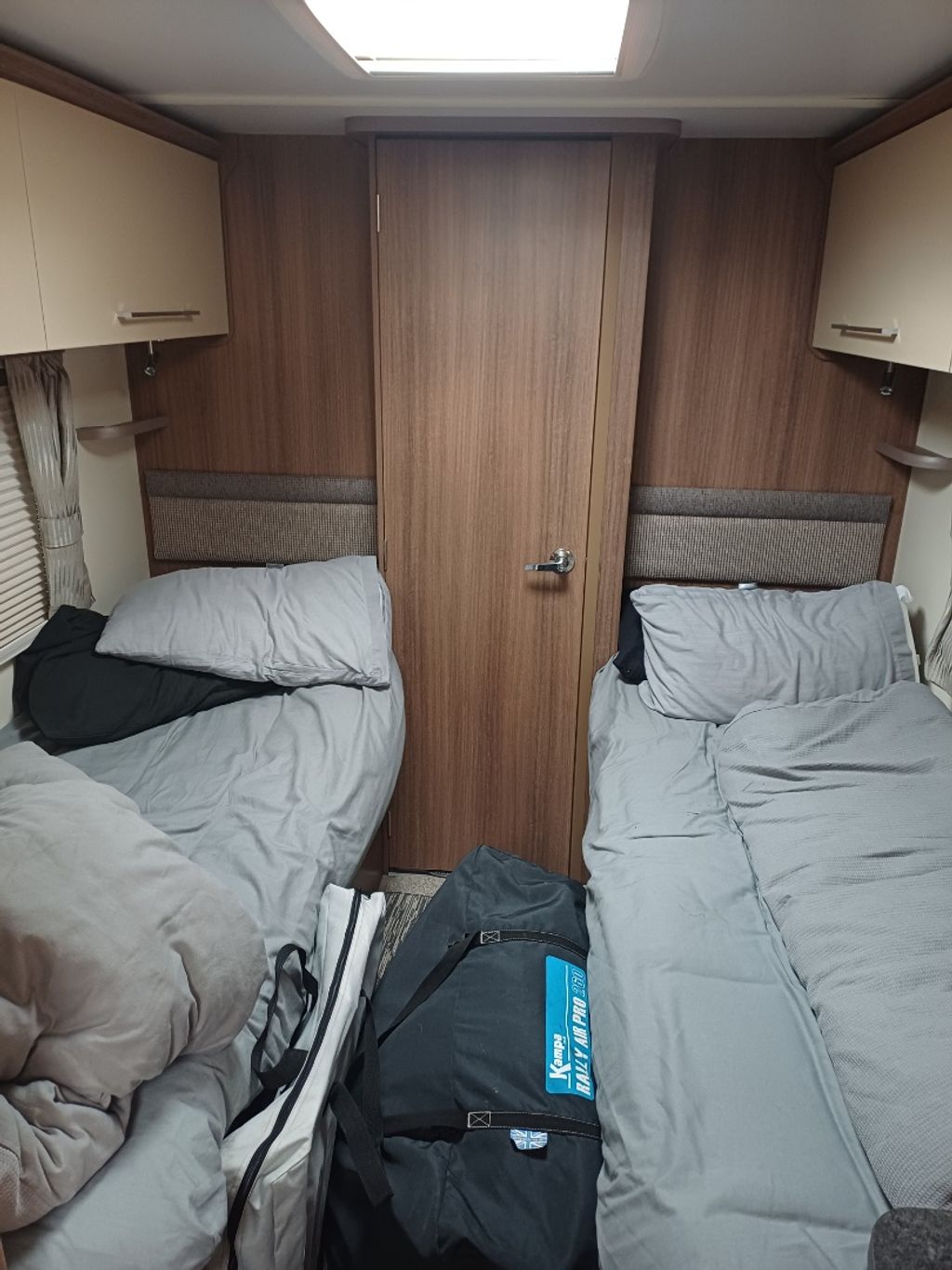 2020 Bailey Phoenix Vogue 642 - Image 7