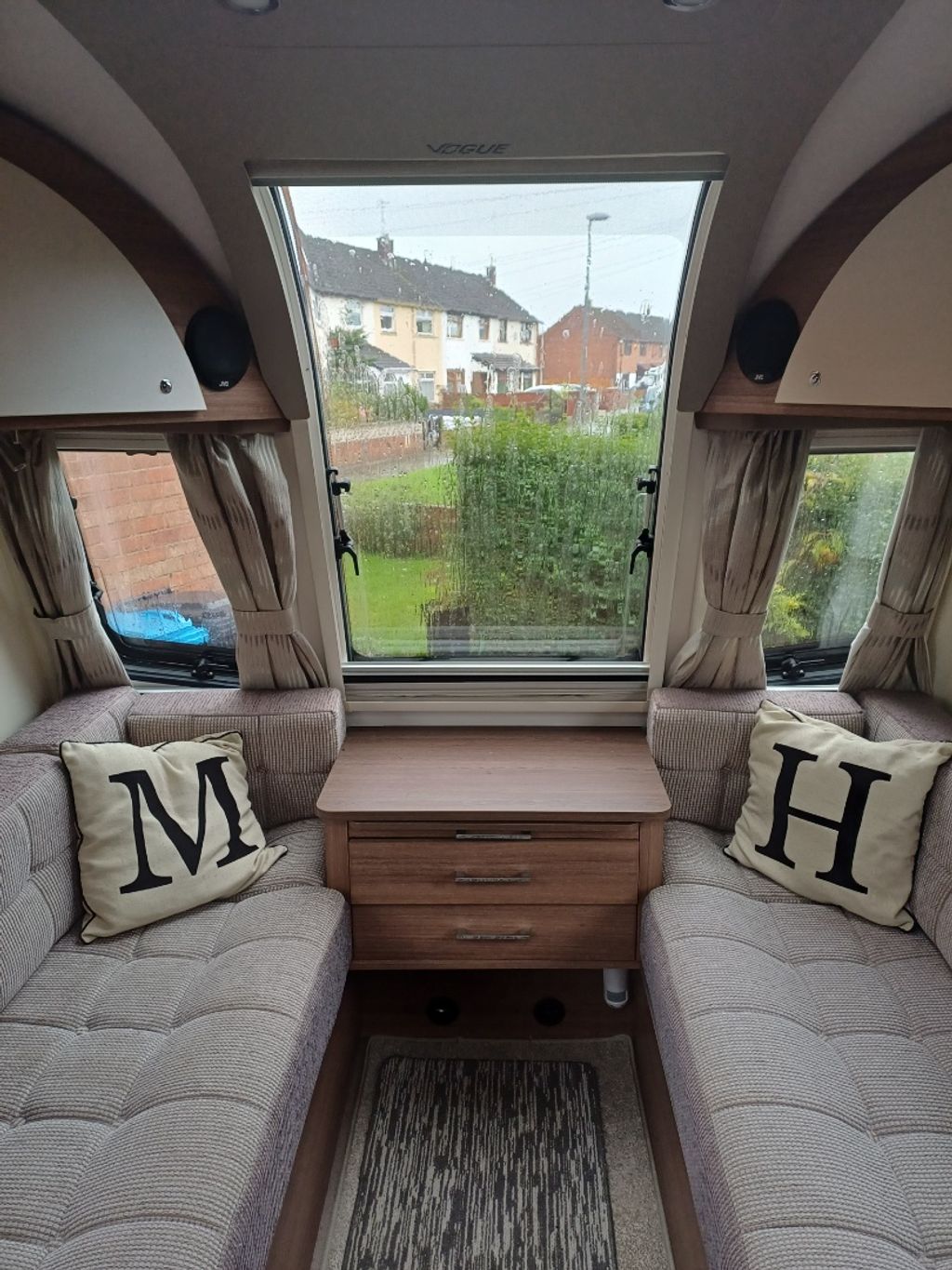 2020 Bailey Phoenix Vogue 642 - Image 12