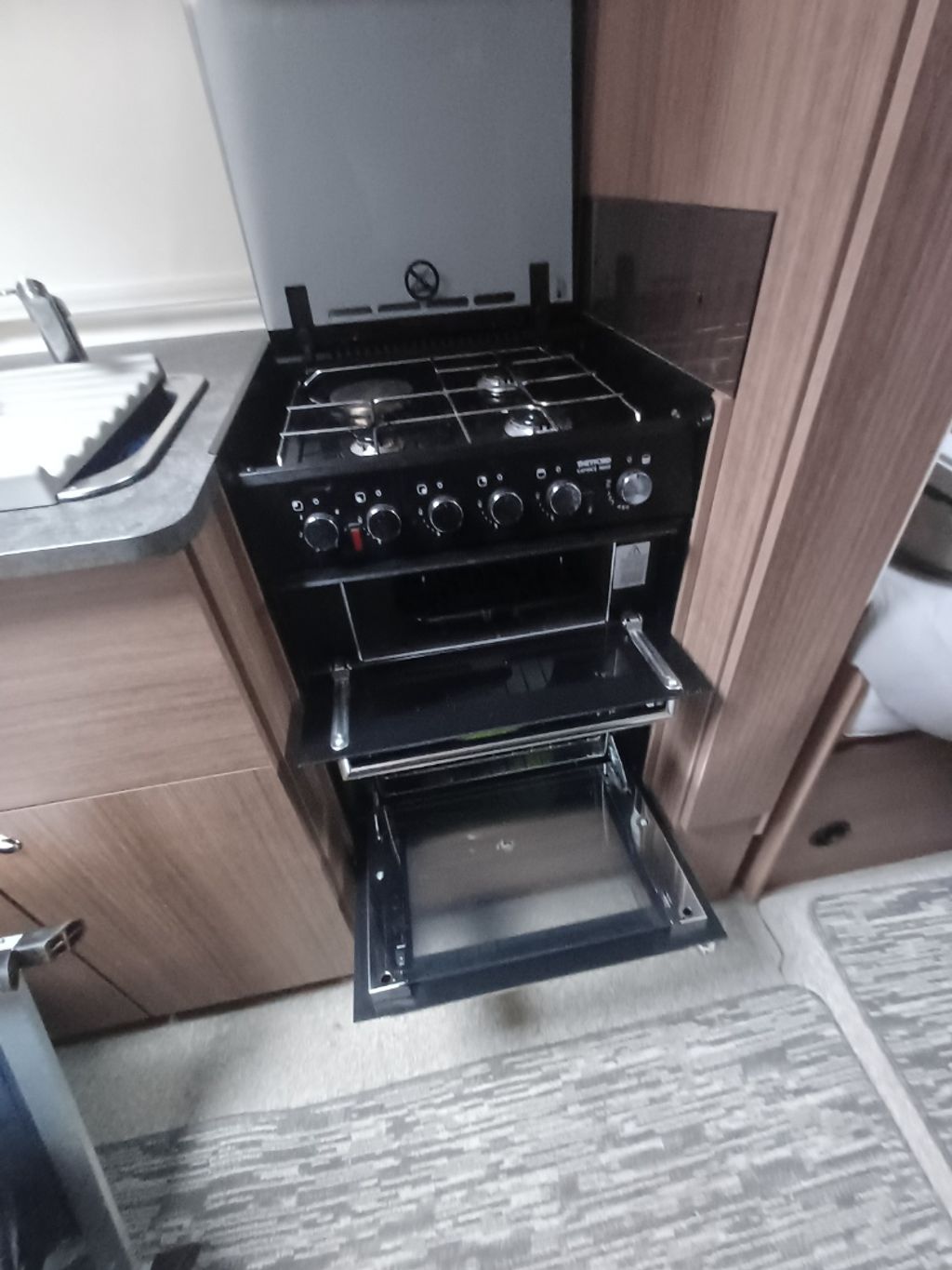 2020 Bailey Phoenix Vogue 642 - Image 13